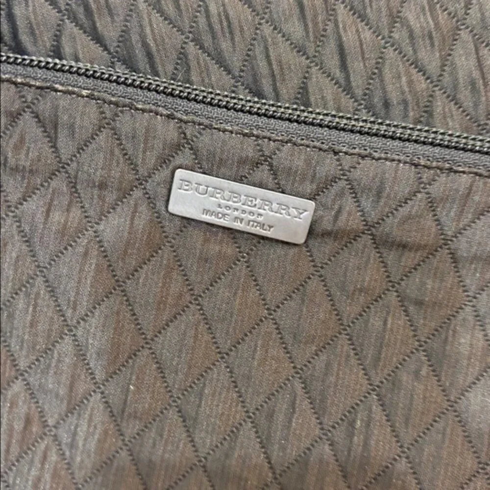 Wrong price Burberry Quilted brown messenger  Bag  with a pouch